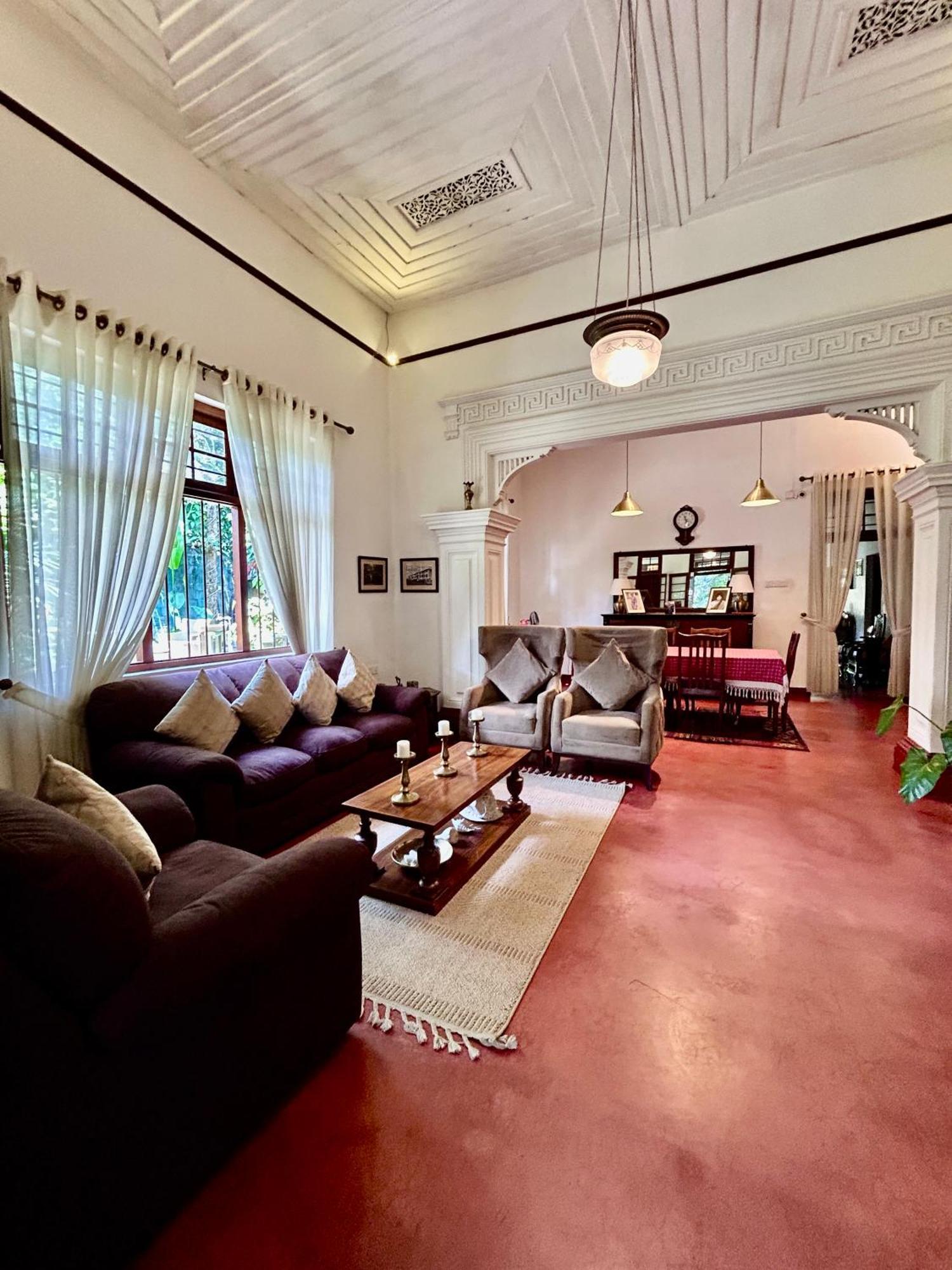 Colonial Homestay *