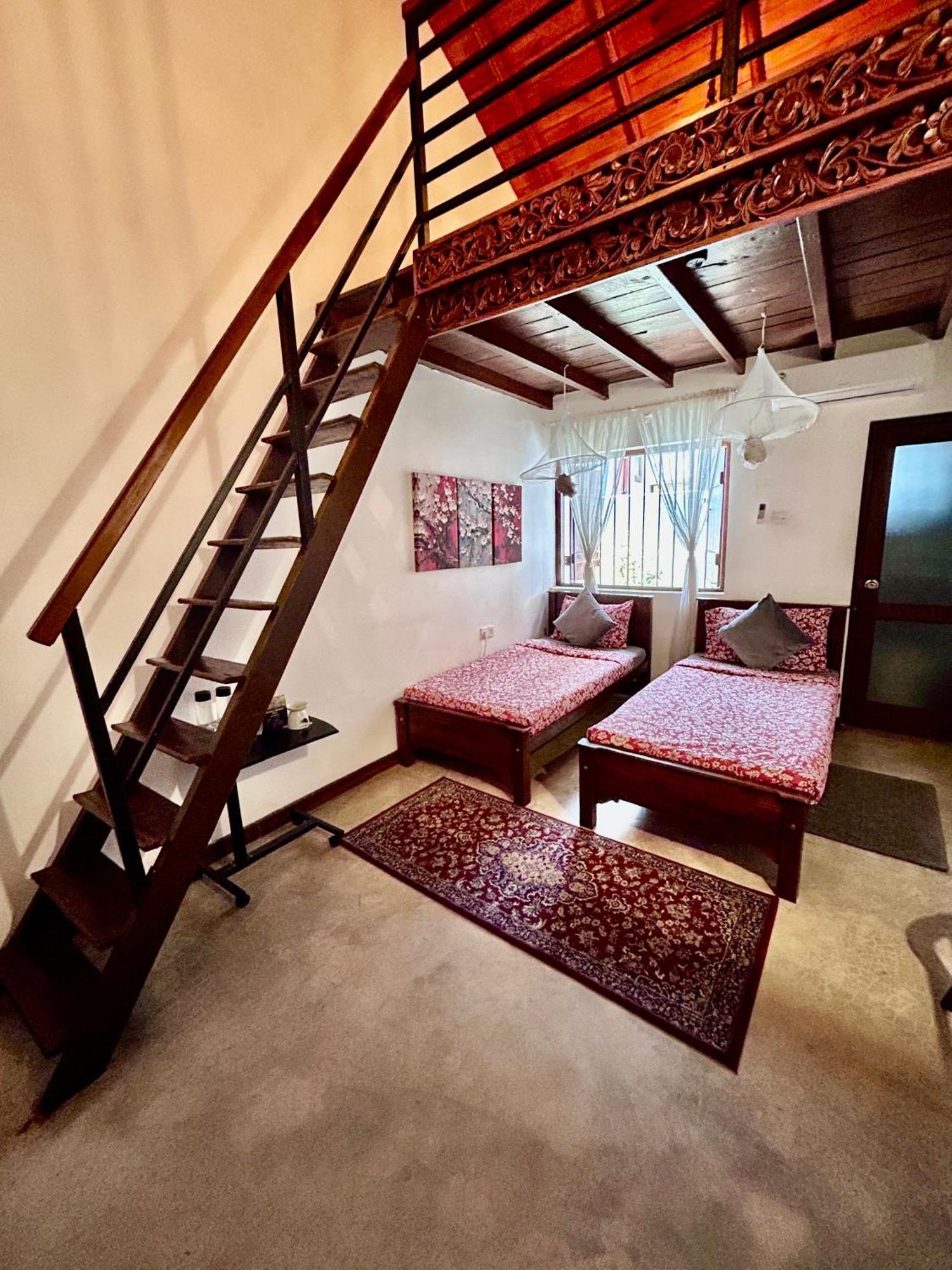 Colonial Kandy